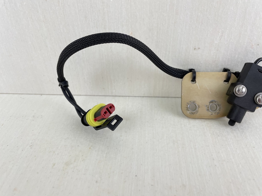 Evinrude Johnson BRP Neutral Safety Switch 587356 0587356