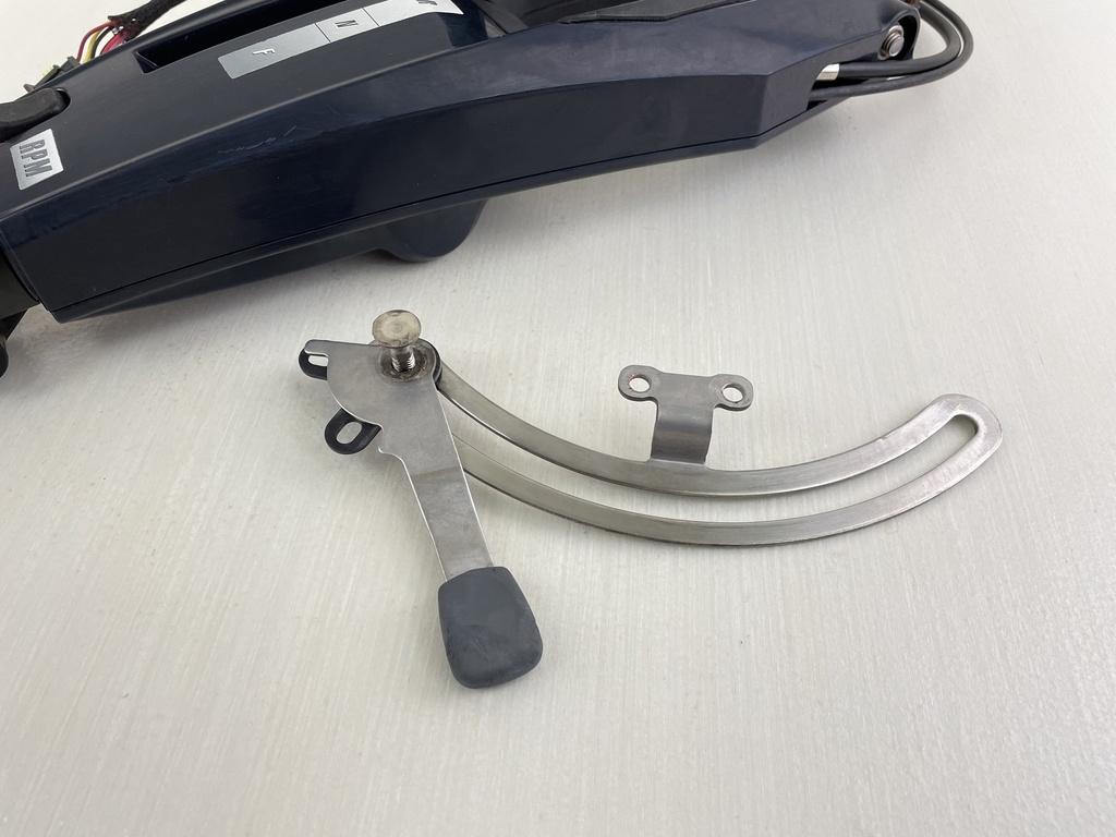 Evinrude Etec 15HP - 30HP Outboard Engine Steering Tiller Handle Setup 5008470