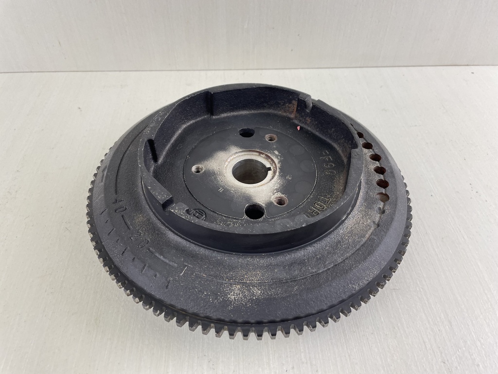 2011 Suzuki 25HP 4 Stroke Outboard Flywheel Rotor Assembly 32102-95J00