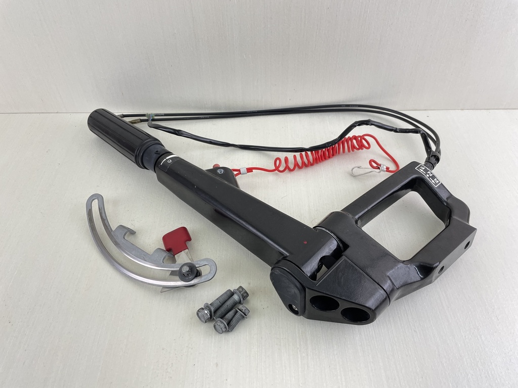 2011 Suzuki 25HP 4 Stroke Outboard Twin-V Tiller Handle Steering 63111-95J00-0EP,