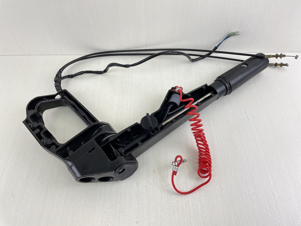 2011 Suzuki 25HP 4 Stroke Outboard Twin-V Tiller Handle Steering 63111-95J00-0EP,