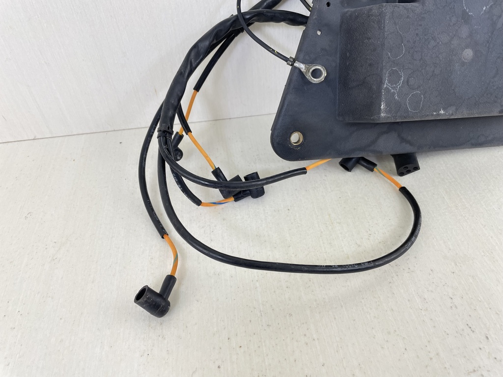 1993 Evinrude Johnson 200HP 2 Stroke Outboard Power Pack Assembly 0584636