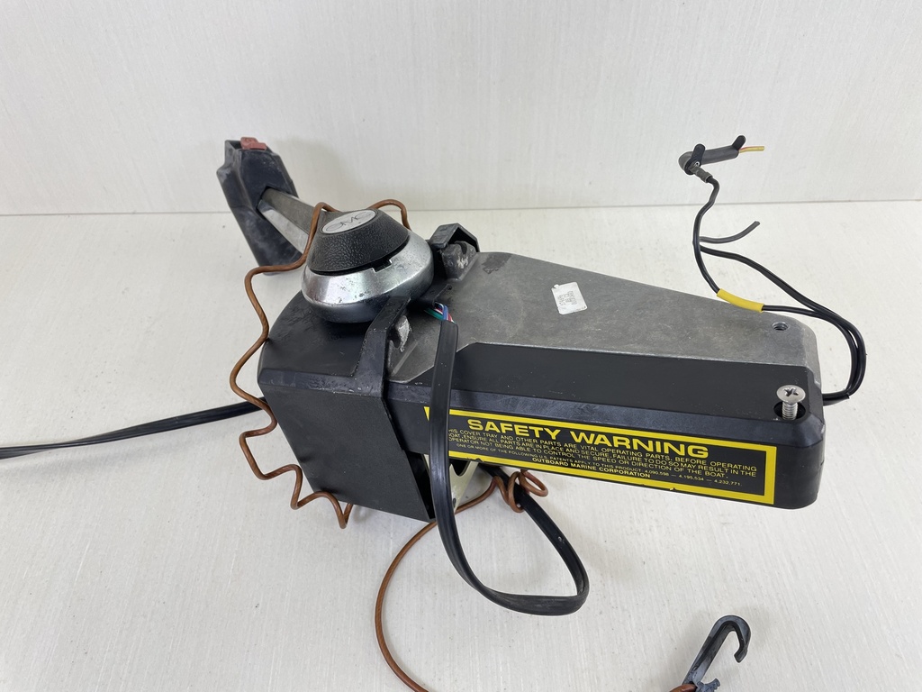 Evinrude Johnson Top Mount Control Box Binnacle - Missing Connectors