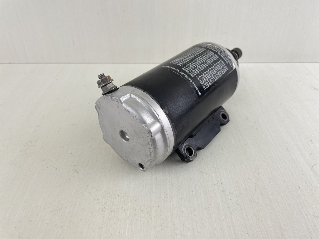 Johnson Evinrude 2 Stroke V4 Outboard Starter Motor Assembly 585057
