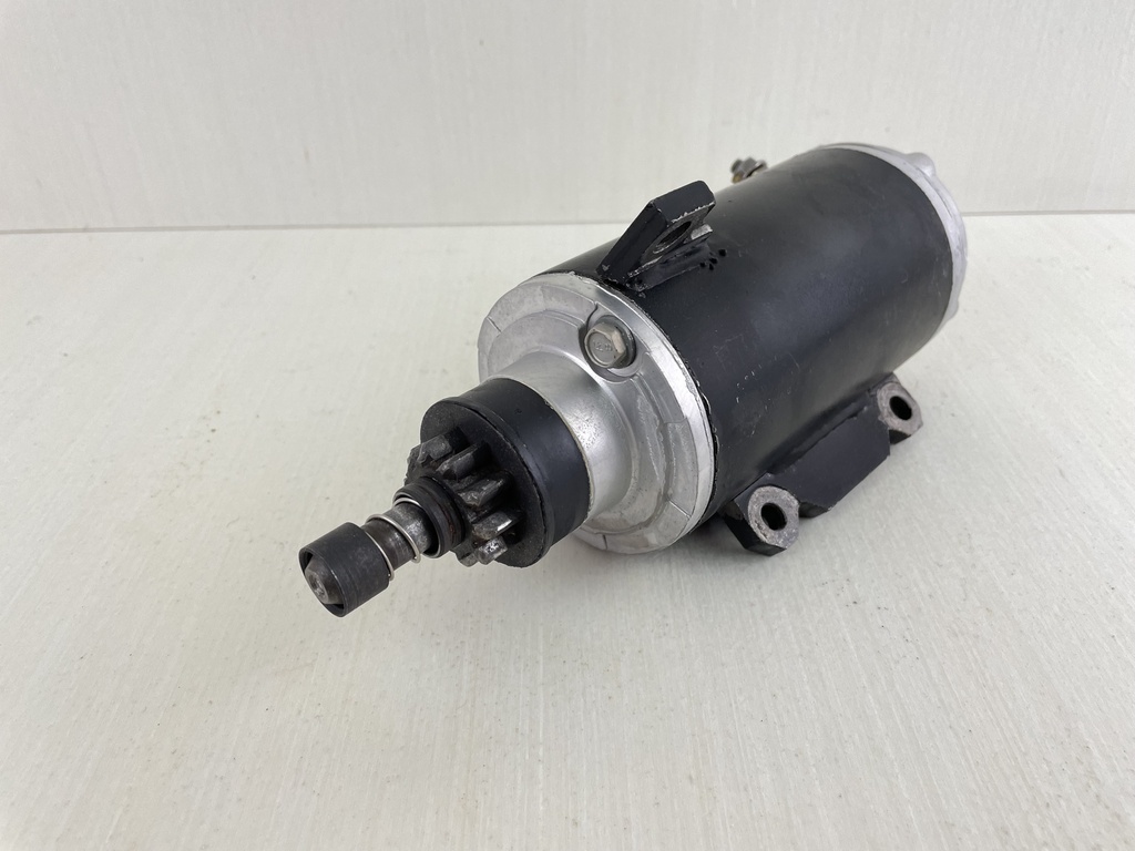 Johnson Evinrude 2 Stroke V4 Outboard Starter Motor Assembly 585057