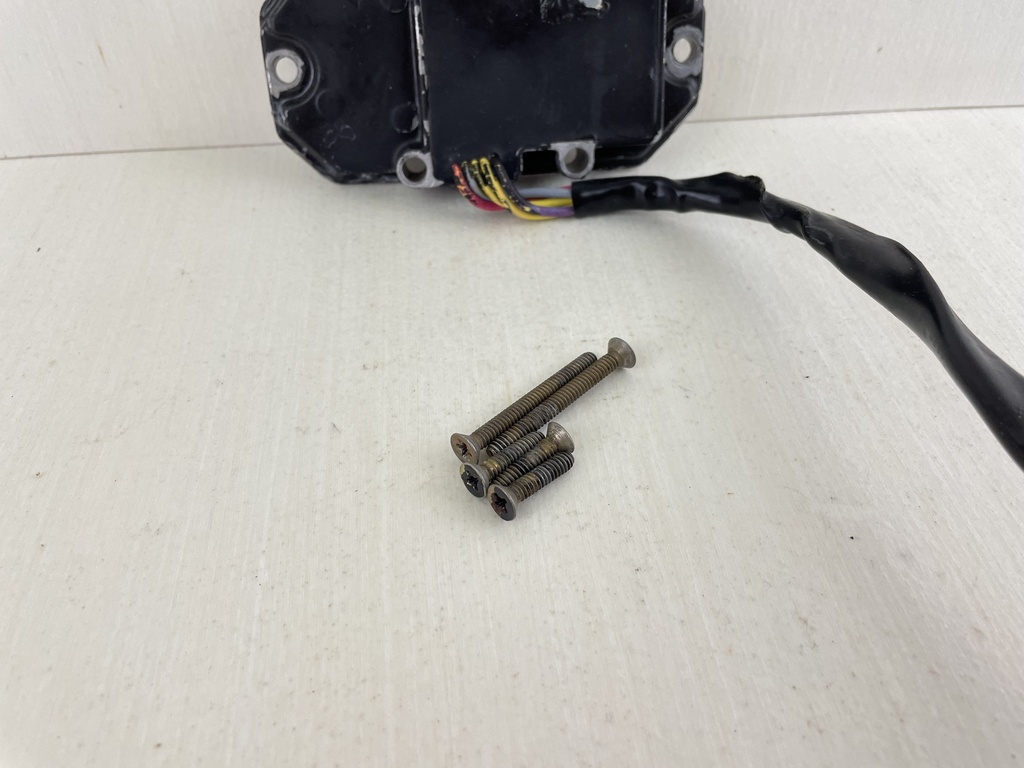 Evinrude Rectifier Regulator Assembly 0585195