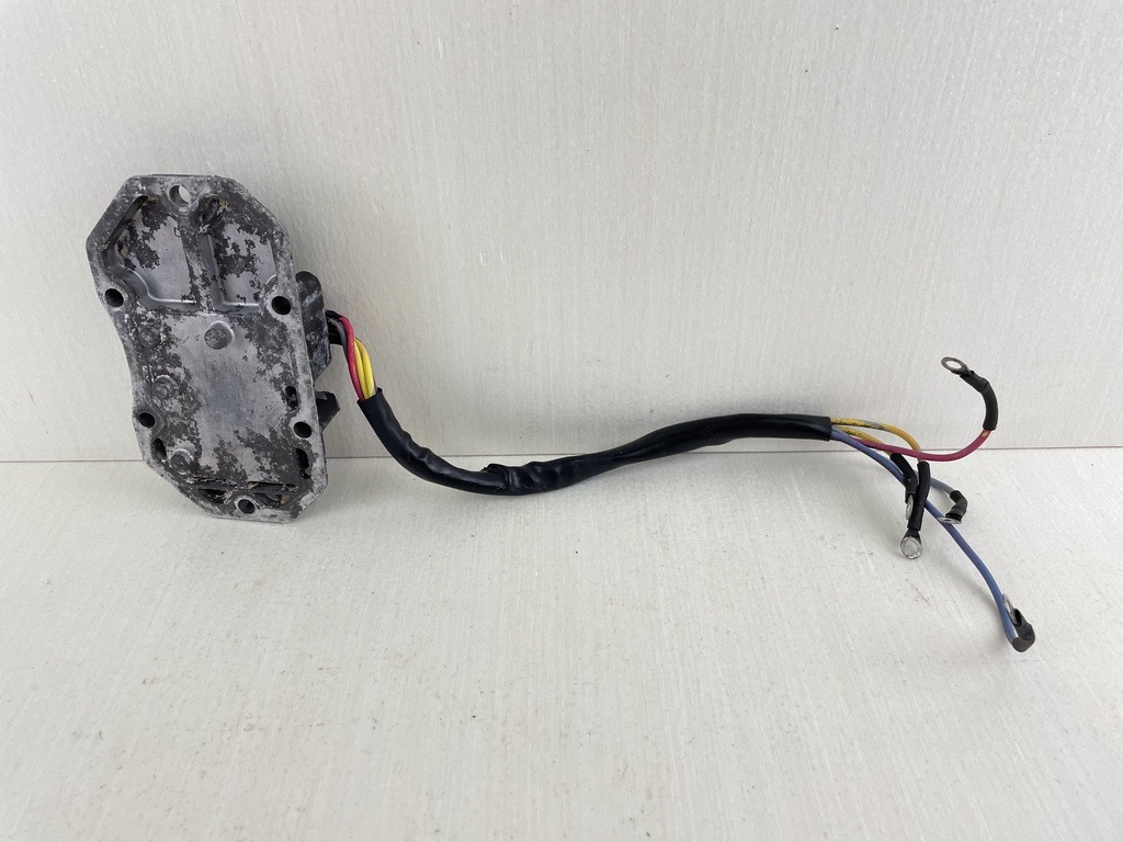 Evinrude Rectifier Regulator Assembly 0585195