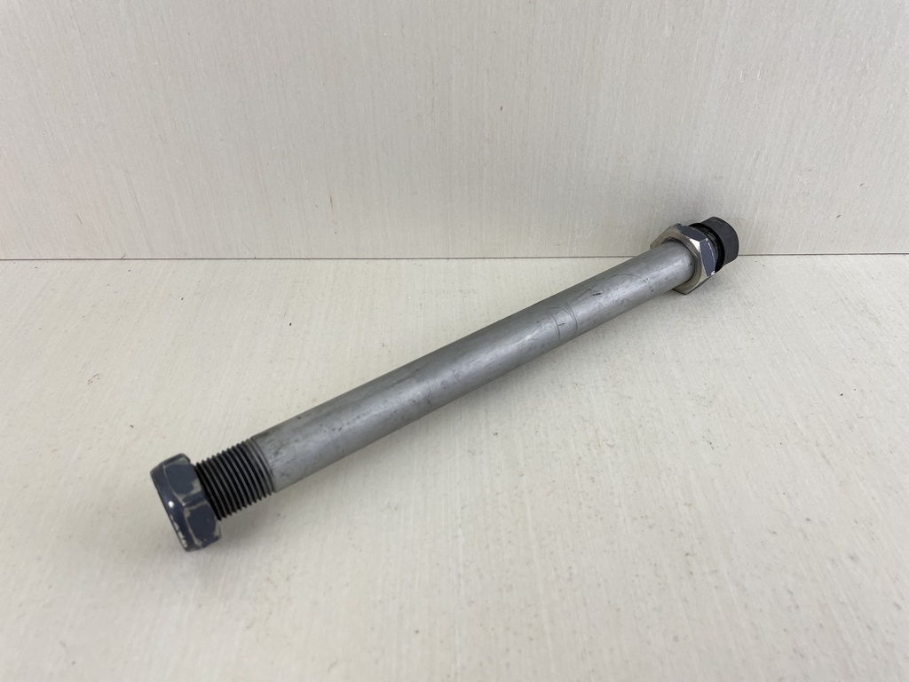 1999 Yamaha 40HP 2 Stroke Outboard Bolt Clamp Bracket Tilt Tube 63D-43131-01-00