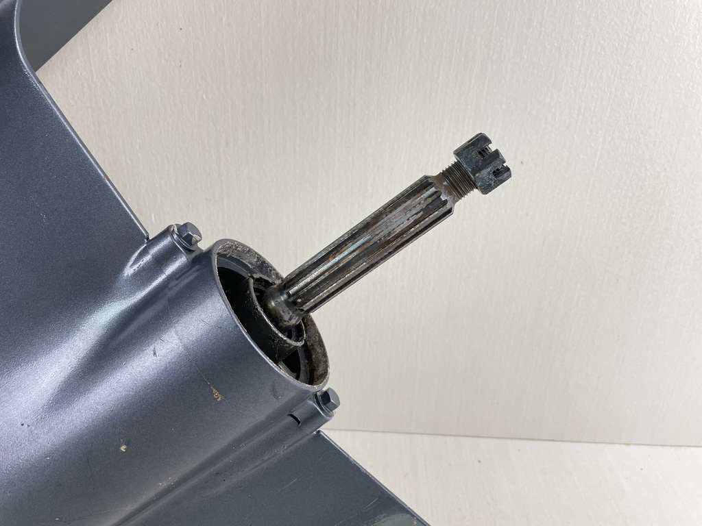 1995 - 2009 Yamaha 50HP 2 Stroke Outboard 20" Long Lower Unit Gear Case