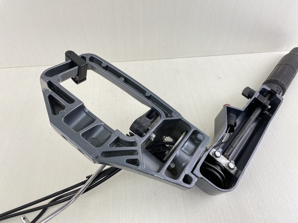 99-05 Yamaha 25HP Outboard 4 Stroke Tiller Handle Steering Setup 65W-W0084-01-4D