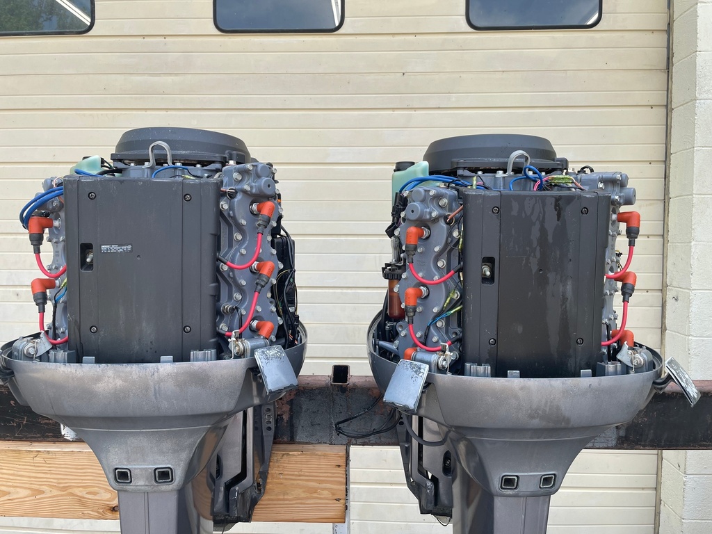 2 Yamaha 150HP 2 Stroke Outboards W/ 25" Shaft OX66 - Twins