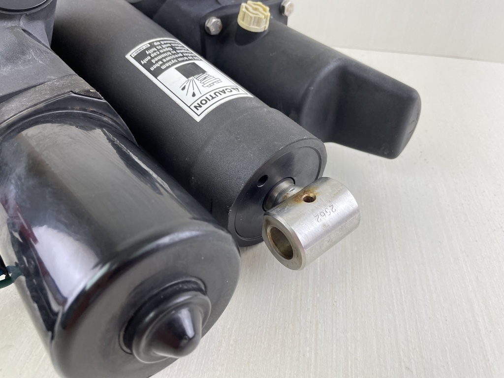 Mercury 115 135 150 175 200 225 HP Outboard Power Trim Tilt Unit 855998A05