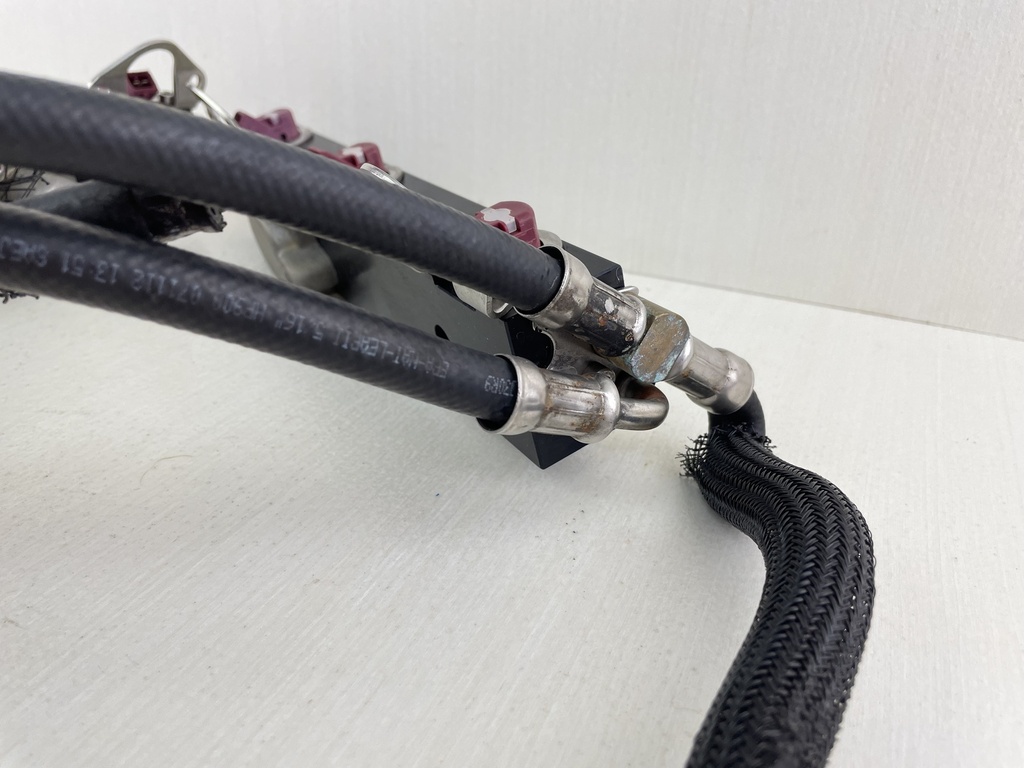 Mercury 150 175 200 HP Optimax Fuel Rail Set With Fuel Injectors 895752T06