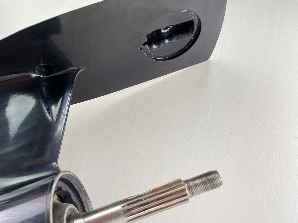 Mercury 135 150 175 HP 2 Stroke EFI DFI 1.87:1 20" L Lower Unit Gear Case 9148T84