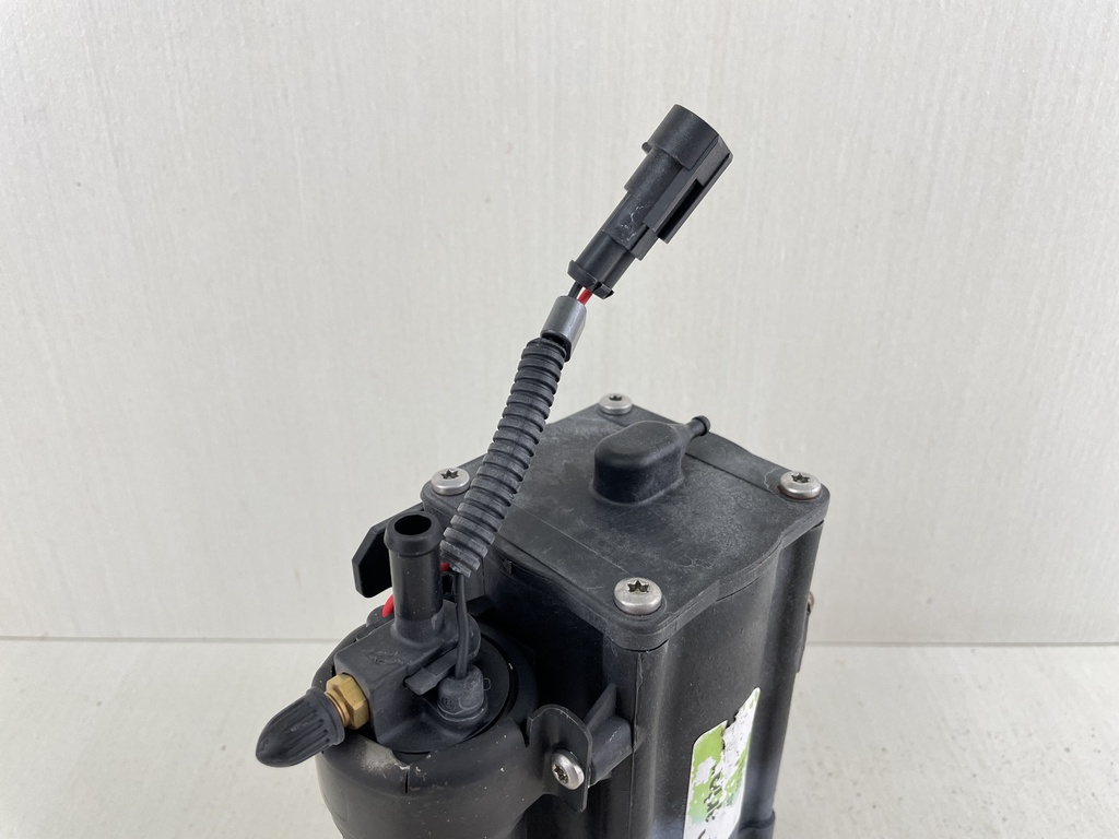 2011 Evinrude 75 90 HP Etec Fuel Pump Vapor Separator VST 5010818