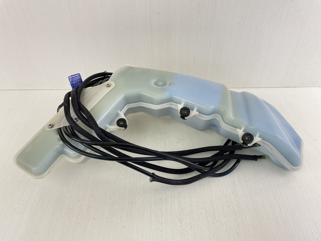 Evinrude 75 90 HP Etec Oil Tank 5007930 With Pump 5007915