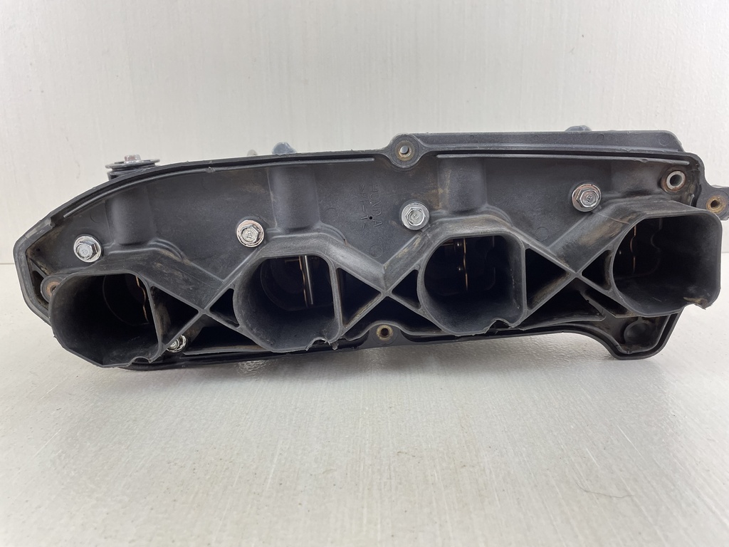 1997 Honda 90HP 4 Stroke Outboard Carburetor Assembly Intake Manifold 16100-ZW1-003ZA