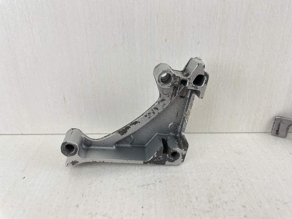 97-2006 Honda 75 90 HP Outboard Cable Cover Plate 40151-ZW1-000ZA