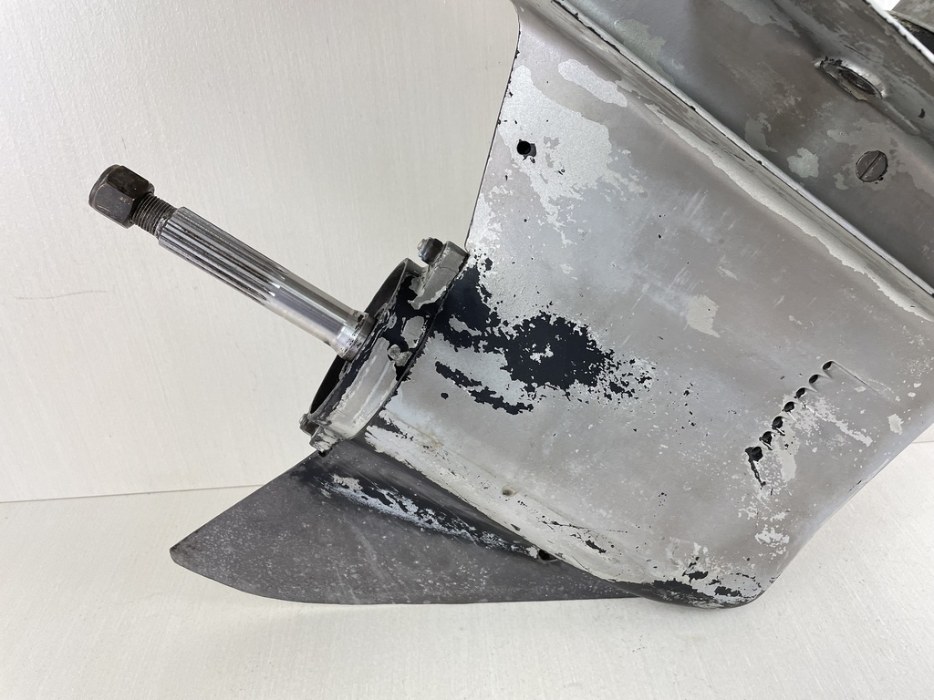 1997 Honda 75 90 HP 4 Stroke Outboard Long Lower Unit Gear Case 41100-ZW1-003ZA