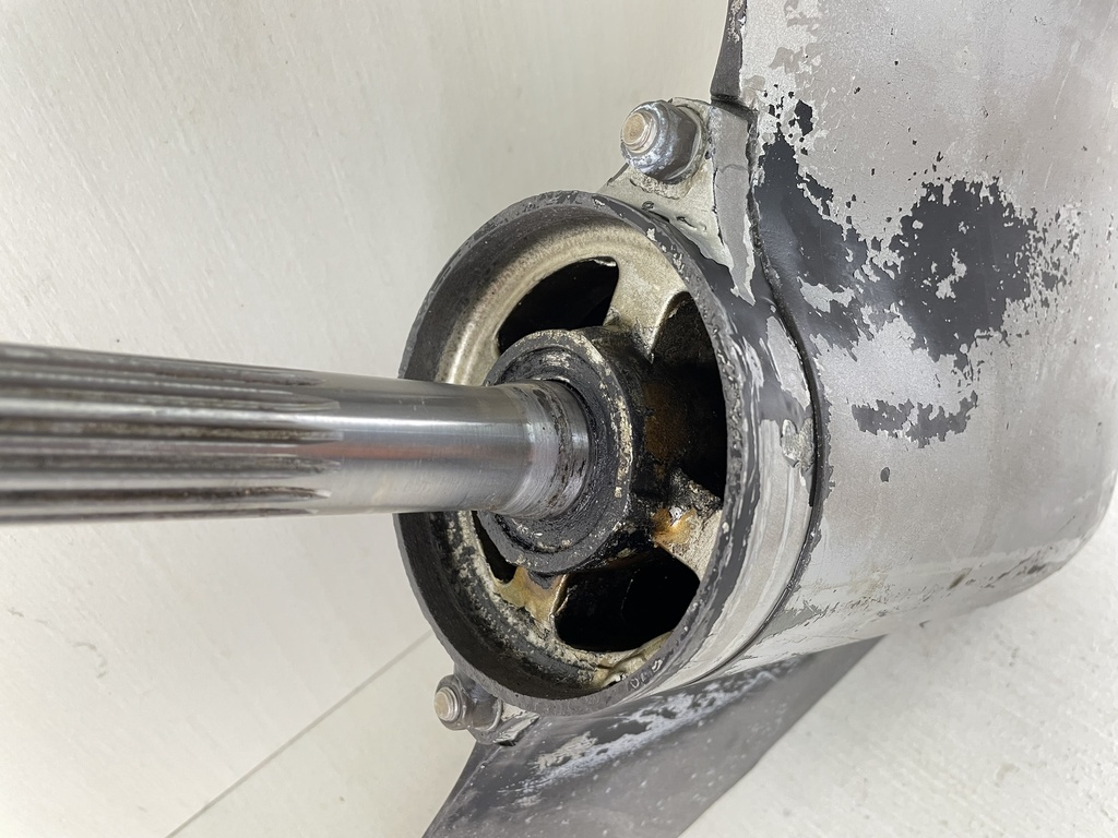 1997 Honda 75 90 HP 4 Stroke Outboard Long Lower Unit Gear Case 41100-ZW1-003ZA