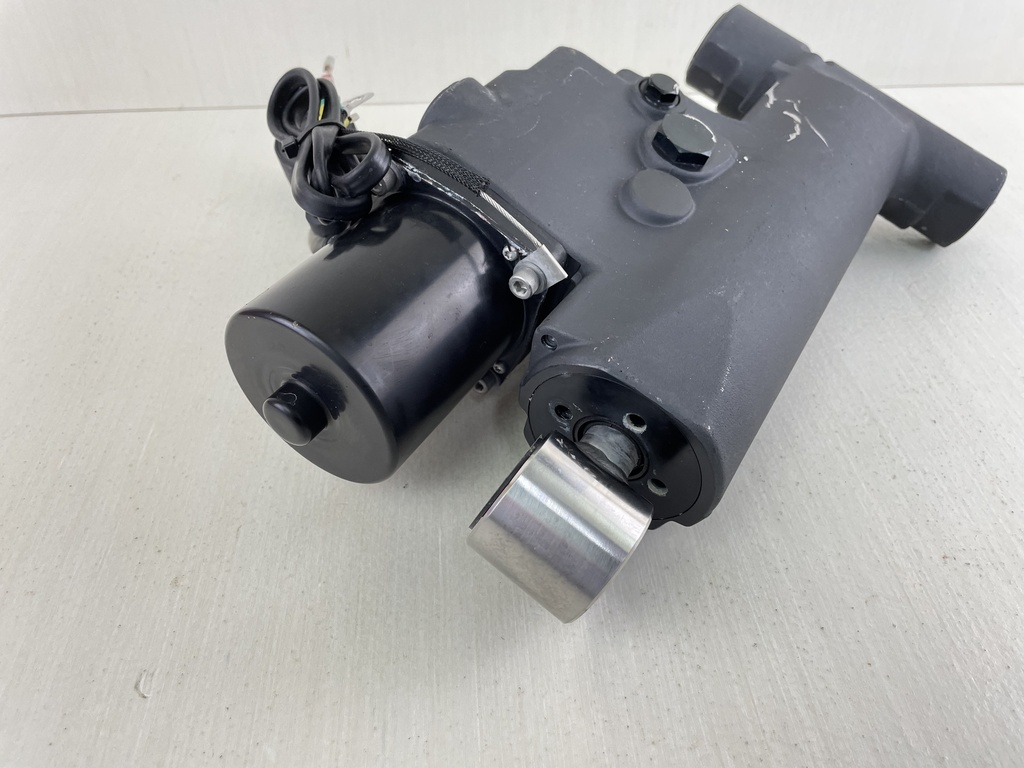 Evinrude Etec 70 90 115 130 HP Outboard Trim & Tilt Assembly 5005756 5008949