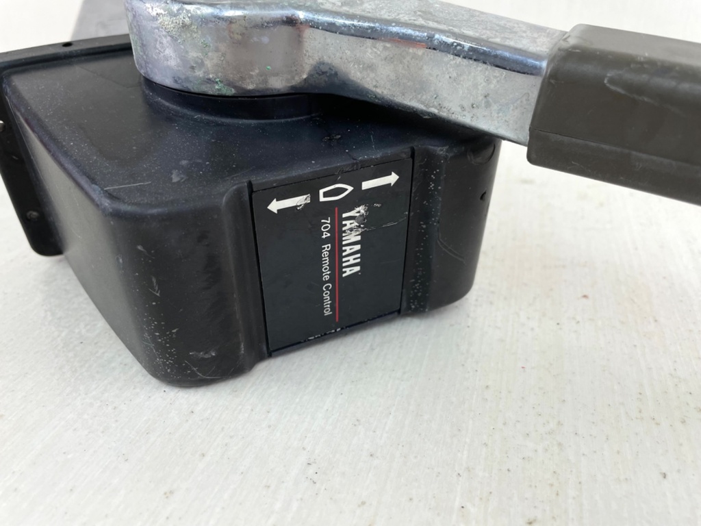 Top Mount Control Box Binnacle Yamaha 704