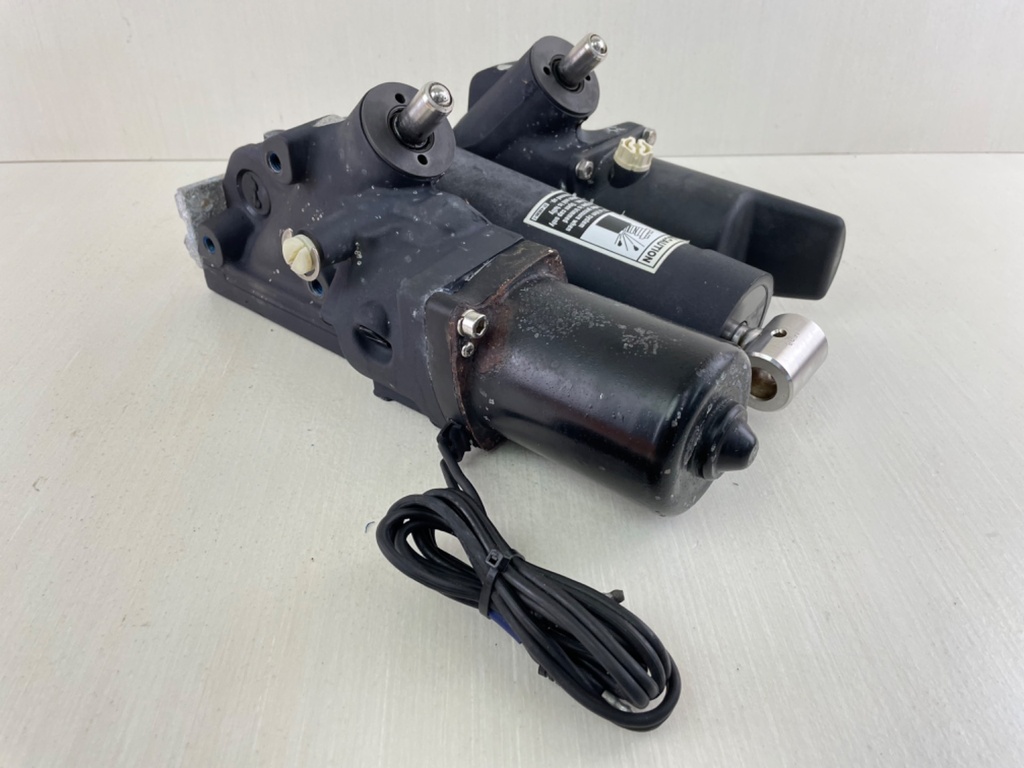 2007 Mercury 150HP Outboard Power Trim Tilt Unit Assembly 8M0168222 222 Hours