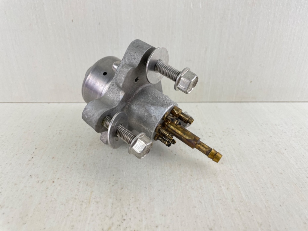 2008 Mercury 150HP Optimax 2 Stroke Outboard Oil Pump Assembly 857149T05