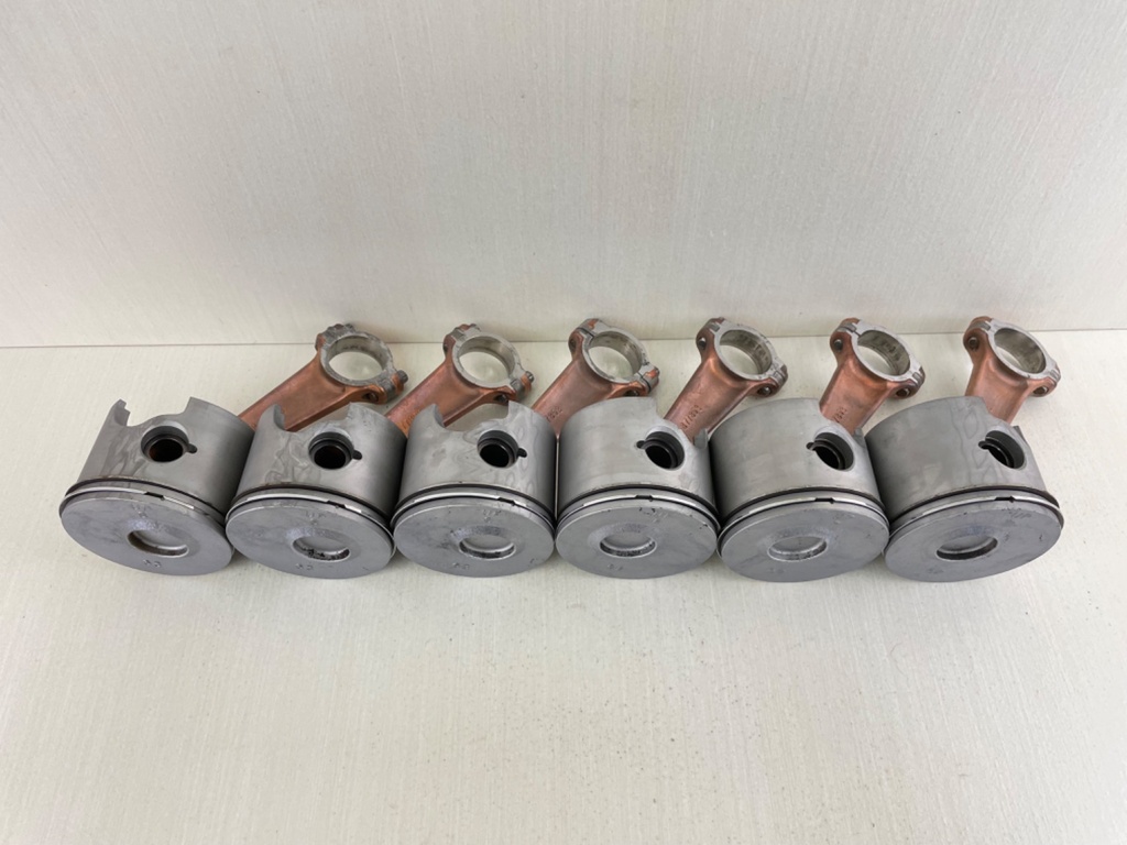 2007 Mercury 150HP Port & Starboard Piston Assembly 859563T17 859562T17