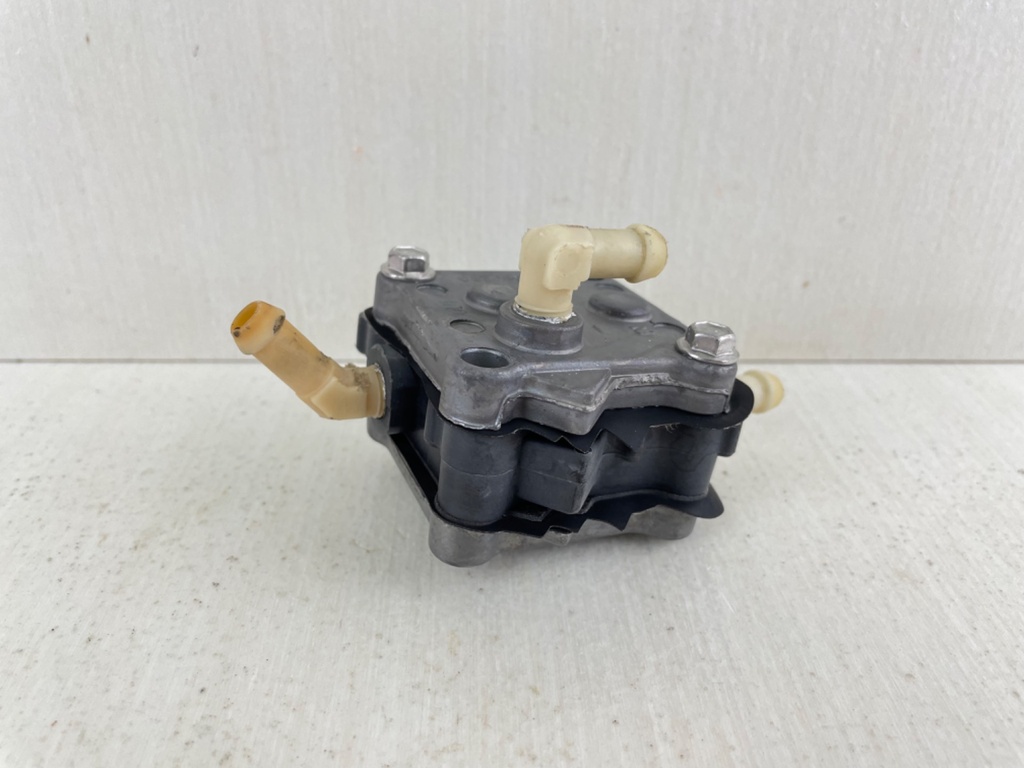 2007 Mercury 150HP 2 Stroke Outboard Fuel Pump Assembly 14360T75