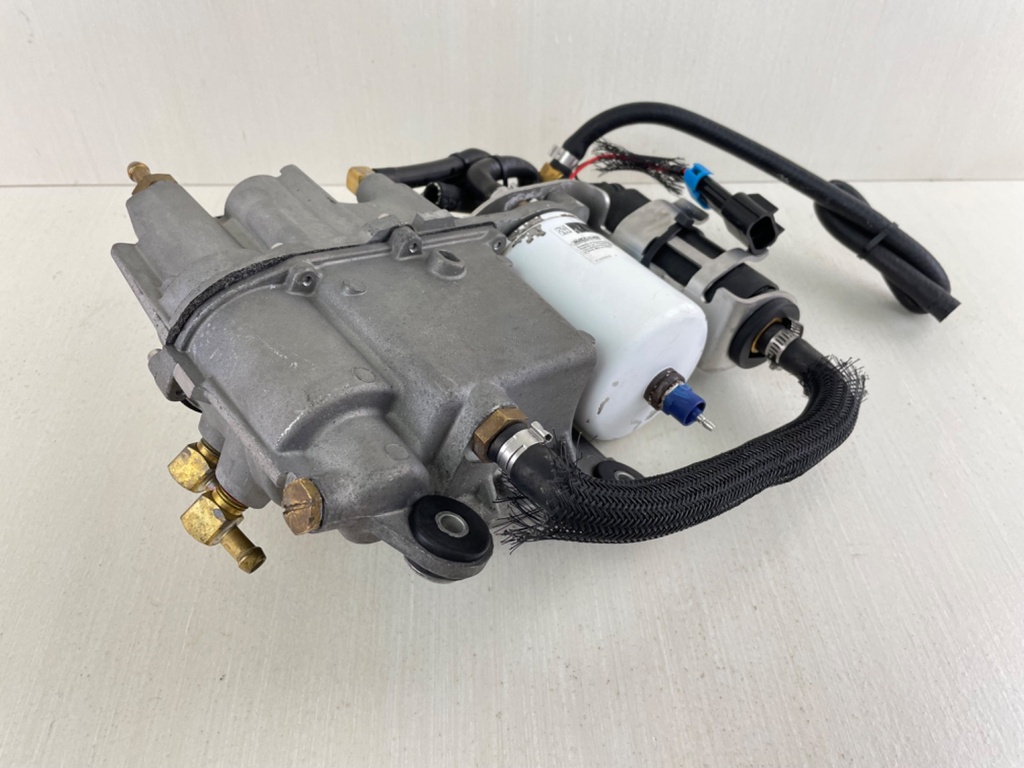 2007 Mercury 150HP Optimax 2 Stroke Vapor Separator Tank VST Fuel 859174T06