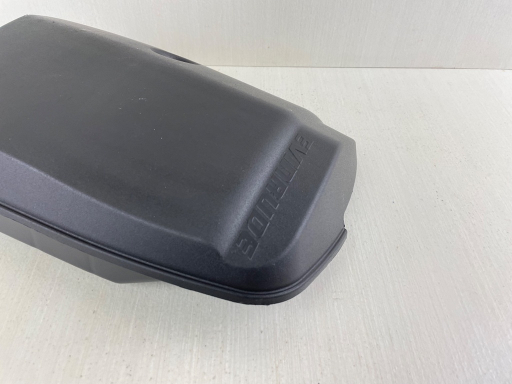 Evinrude 75 90 HP Outboard Etec Air Silencer Box Assembly 5005183 2004+