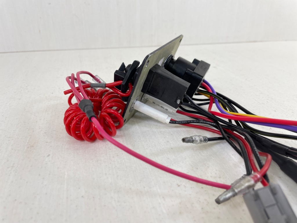 Honda Outboard Marine Key Switch Ignition Assembly Panel Missing Key