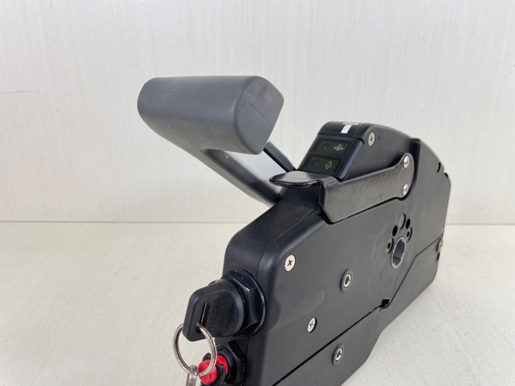 Honda Left Side Mount Control Box Binnacle With Trim