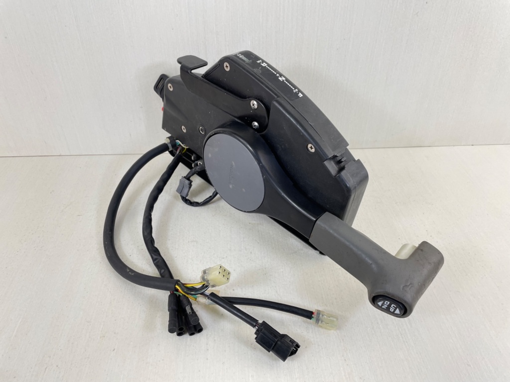 Honda Right Side Mount Control Box Binnacle With Trim For Parts