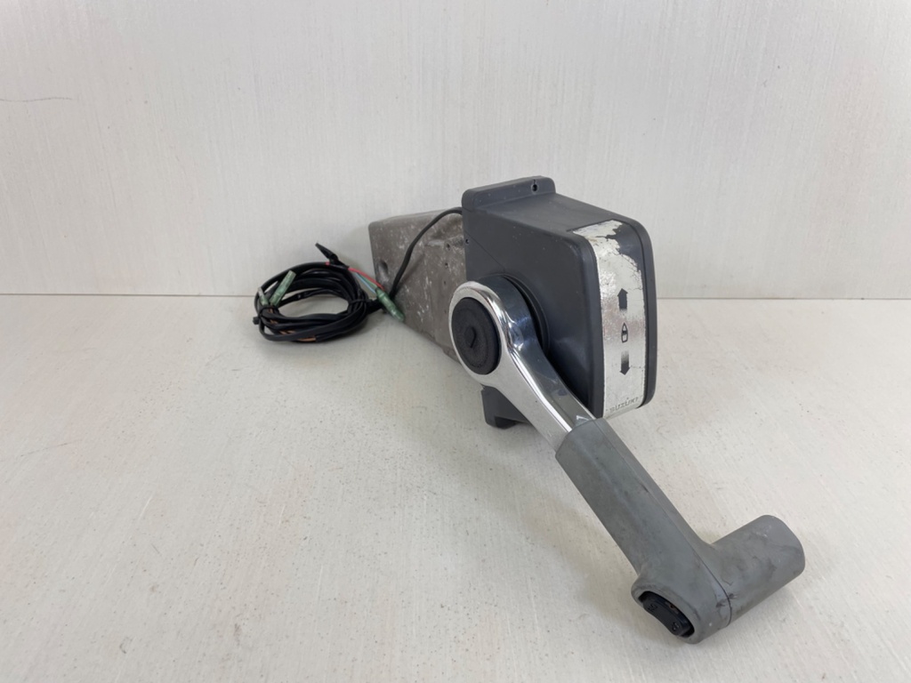 Suzuki Outboard 67200-93J12 Control Box Assembly Top Mount Binnacle Missing Parts