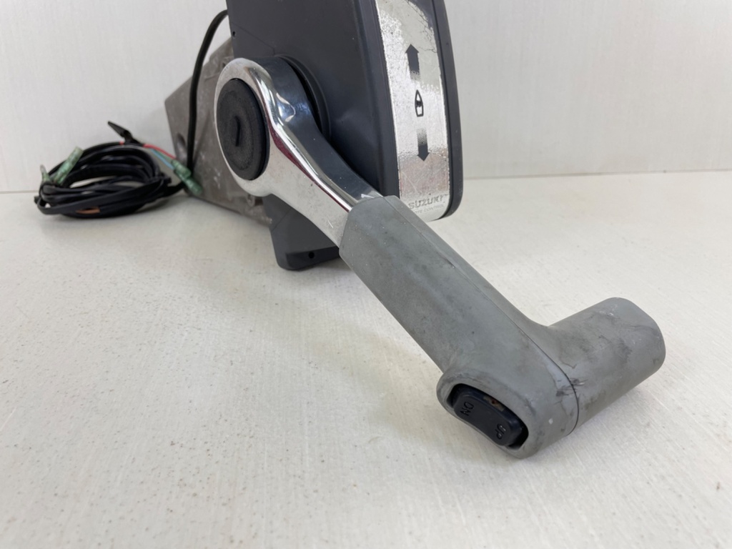 Suzuki Outboard 67200-93J12 Control Box Assembly Top Mount Binnacle Missing Parts