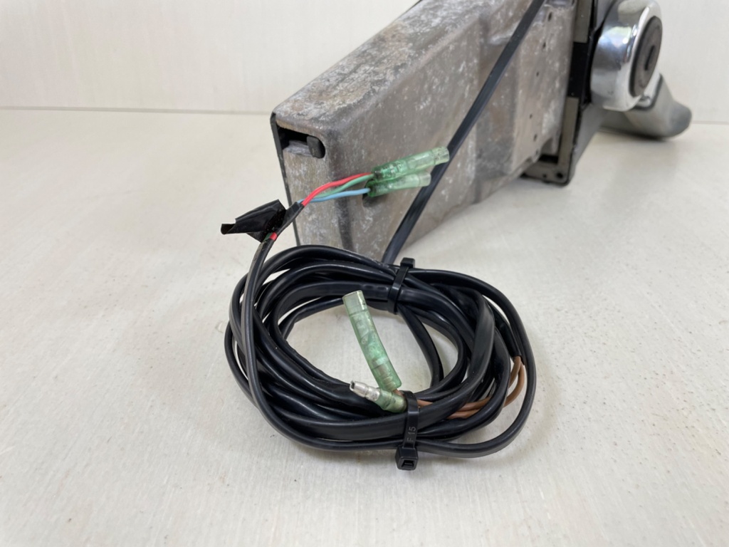 Suzuki Outboard 67200-93J12 Control Box Assembly Top Mount Binnacle Missing Parts