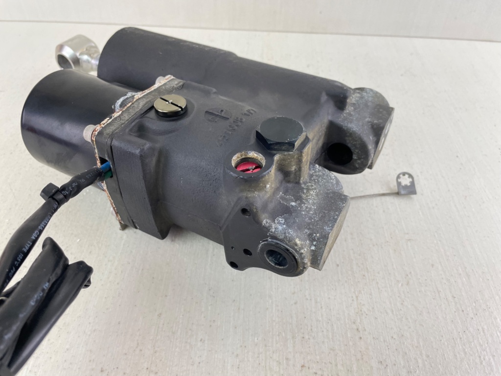 Evinrude 40 50 60 HP Etec Power Trim Tilt Unit Assembly 5005441 0769369