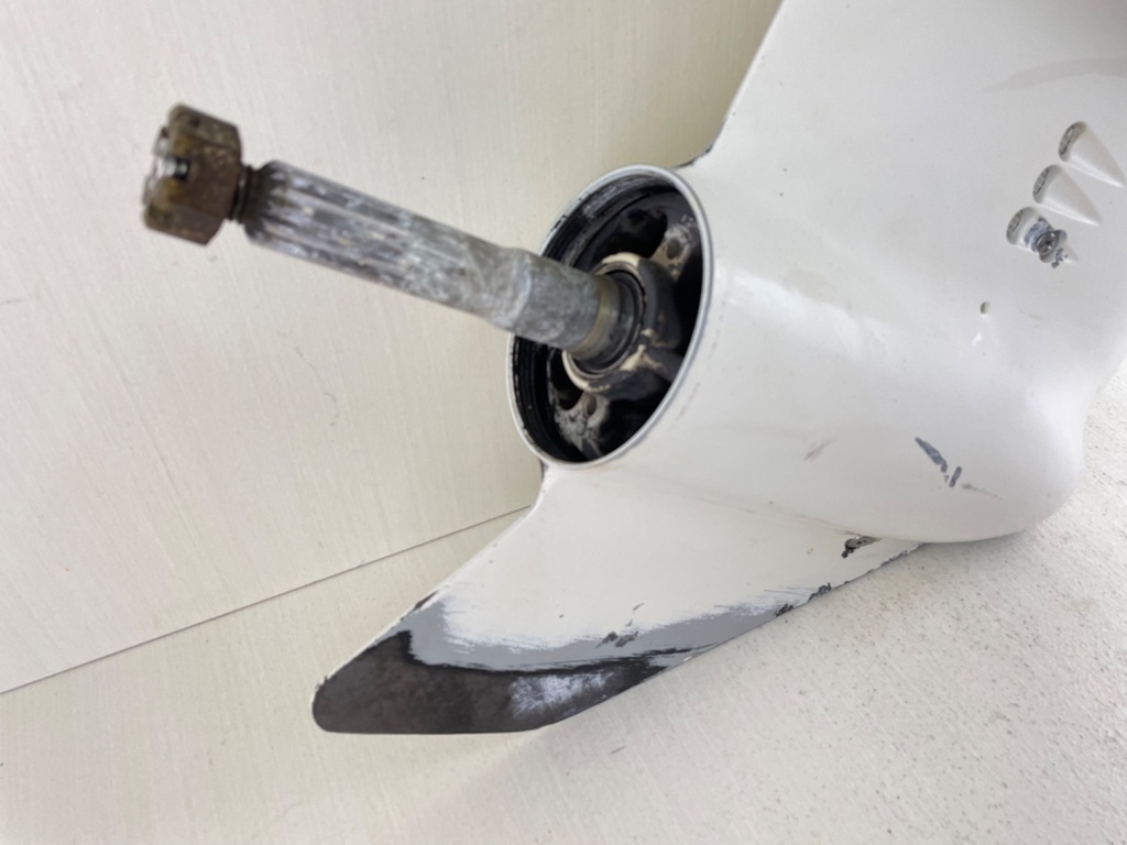 Evinrude 40 50 60 HP Etec Outboard Long Lower Unit Gear Case 5009364