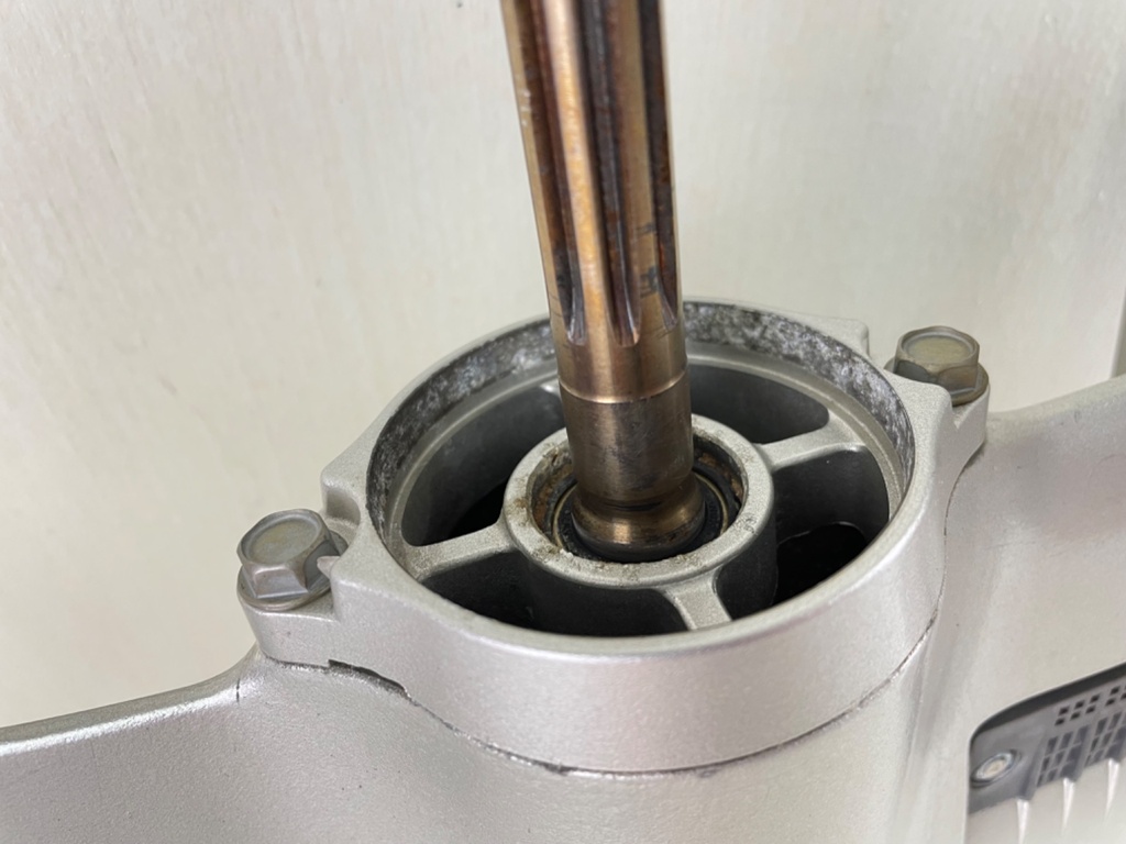 2003+ Honda 8 9.9 HP 4 Stroke Outboard 15" S Lower Unit Gear Case 41005-ZW9-040ZA