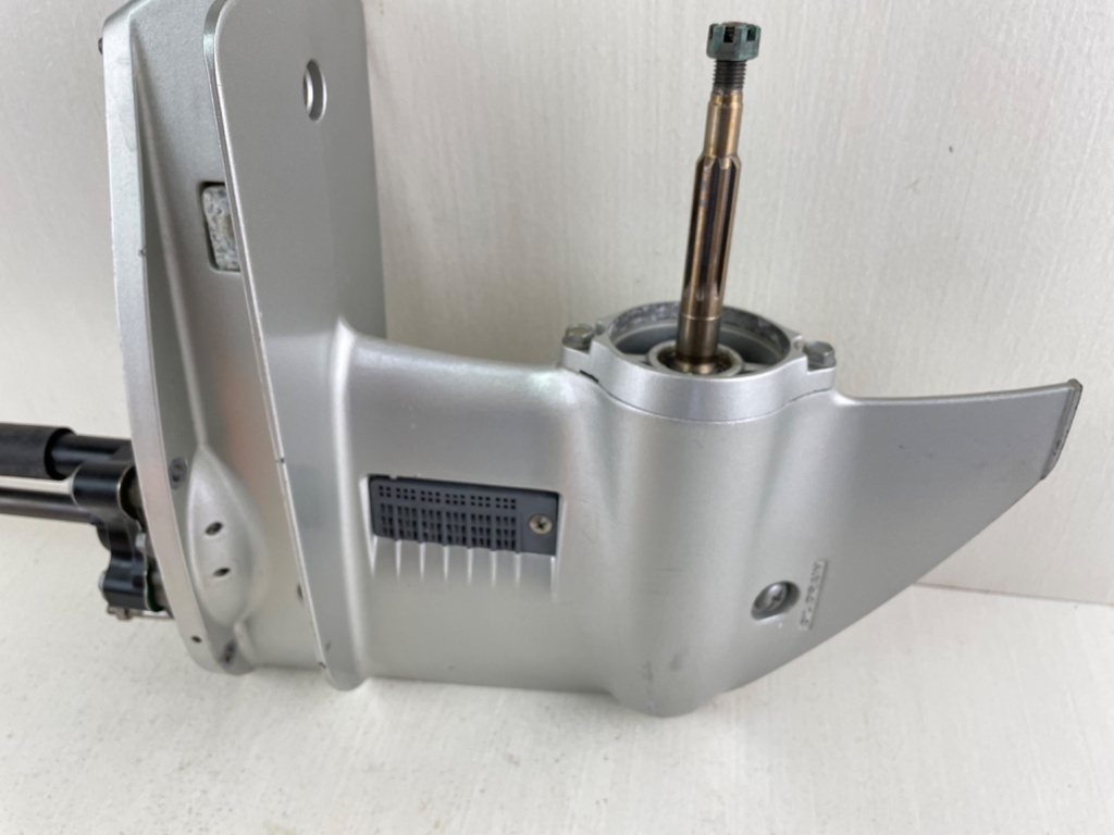 2003+ Honda 8 9.9 HP 4 Stroke Outboard 15" S Lower Unit Gear Case 41005-ZW9-040ZA