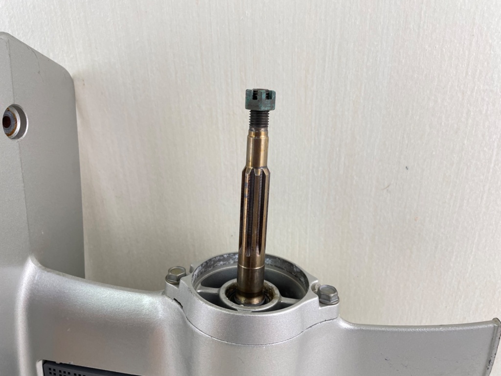 2003+ Honda 8 9.9 HP 4 Stroke Outboard 15" S Lower Unit Gear Case 41005-ZW9-040ZA