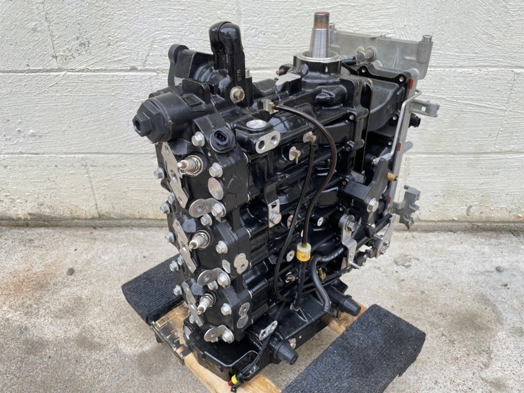 2008+ Evinrude 75 90 HP Etec Outboard Powerhead Crankcase Assembly 5007398