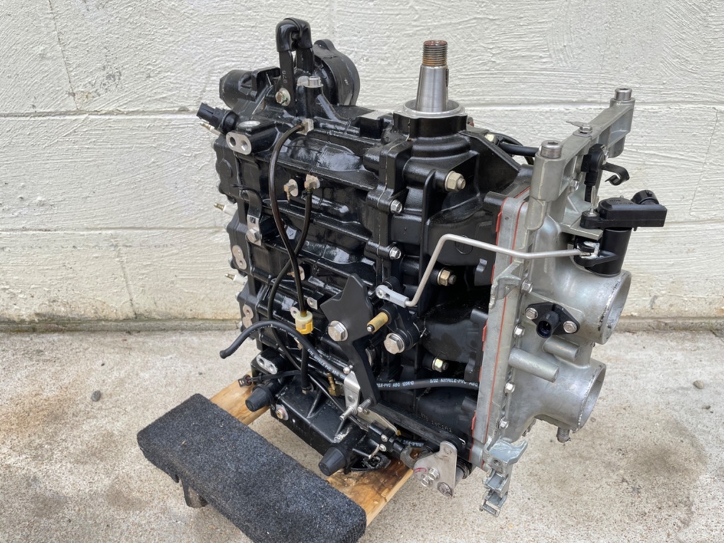 2008+ Evinrude 75 90 HP Etec Outboard Powerhead Crankcase Assembly 5007398