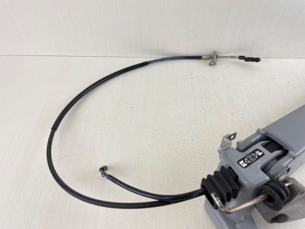 2001-07 Honda 8 9.9 HP 4 Stroke Outboard Tiller Handle Assembly 53110-ZW9-010ZA