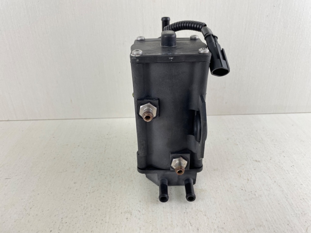 2006+ Evinrude 40 50 60 75 90 HP Etec Outboard Fuel Pump Vapor Separator Tank 5009033