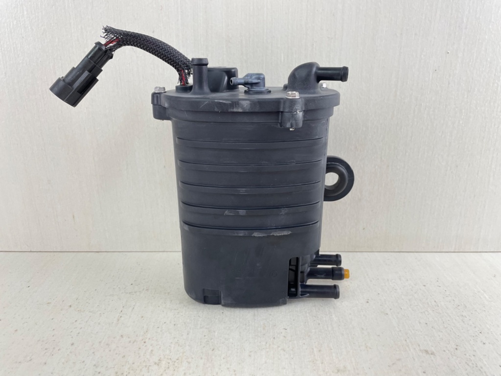 2006+ Evinrude 40 50 60 75 90 HP Etec Outboard Fuel Pump Vapor Separator Tank 5010818