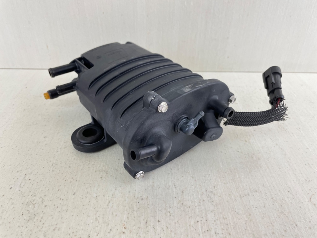 2006+ Evinrude 40 50 60 75 90 HP Etec Outboard Fuel Pump Vapor Separator Tank 5010818