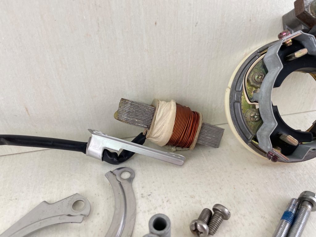 1999-2002 Yamaha 25 30 HP 2 Stroke Outboard Stator Coil Assembly 6H4-85510-F1-00